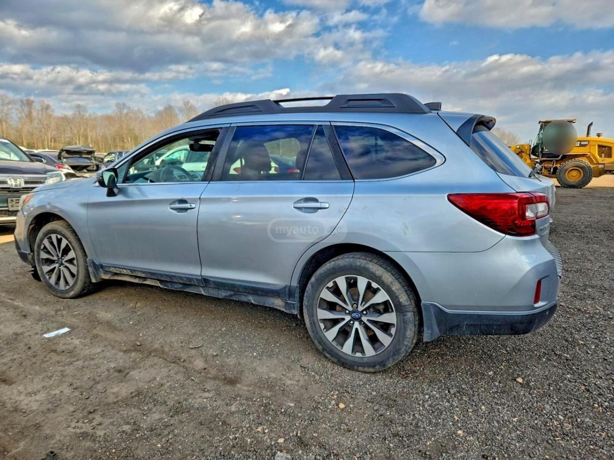 Subaru Outback 2017 — photo 2