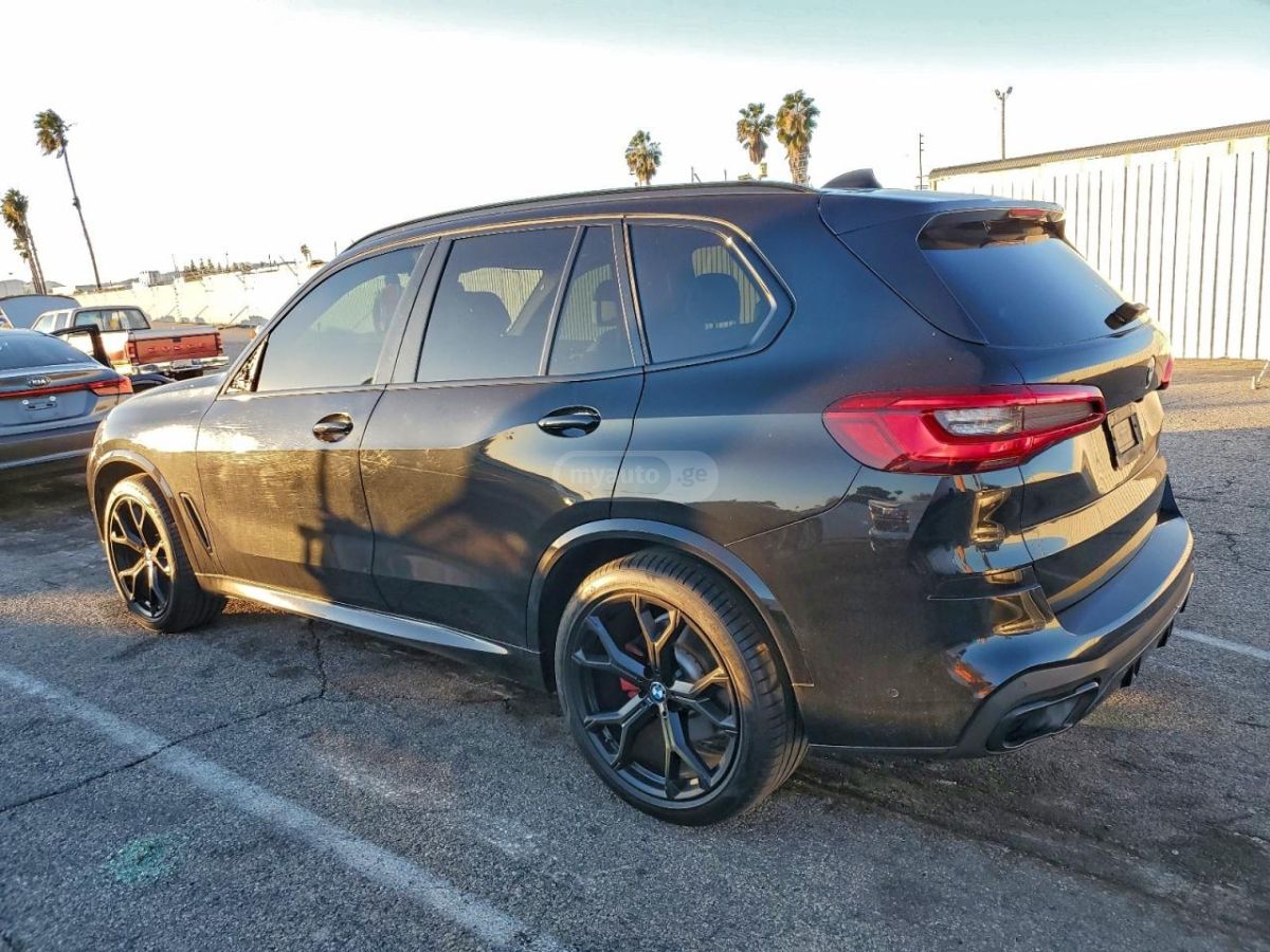 BMW X5 2019 — photo 2
