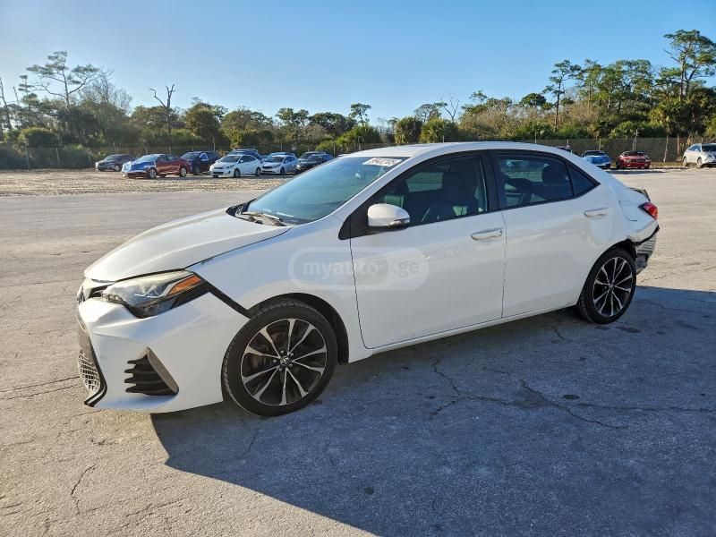 Toyota Corolla 2018 — photo 2