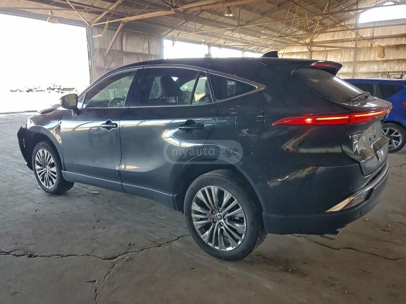 Toyota Venza 2021 — photo 2