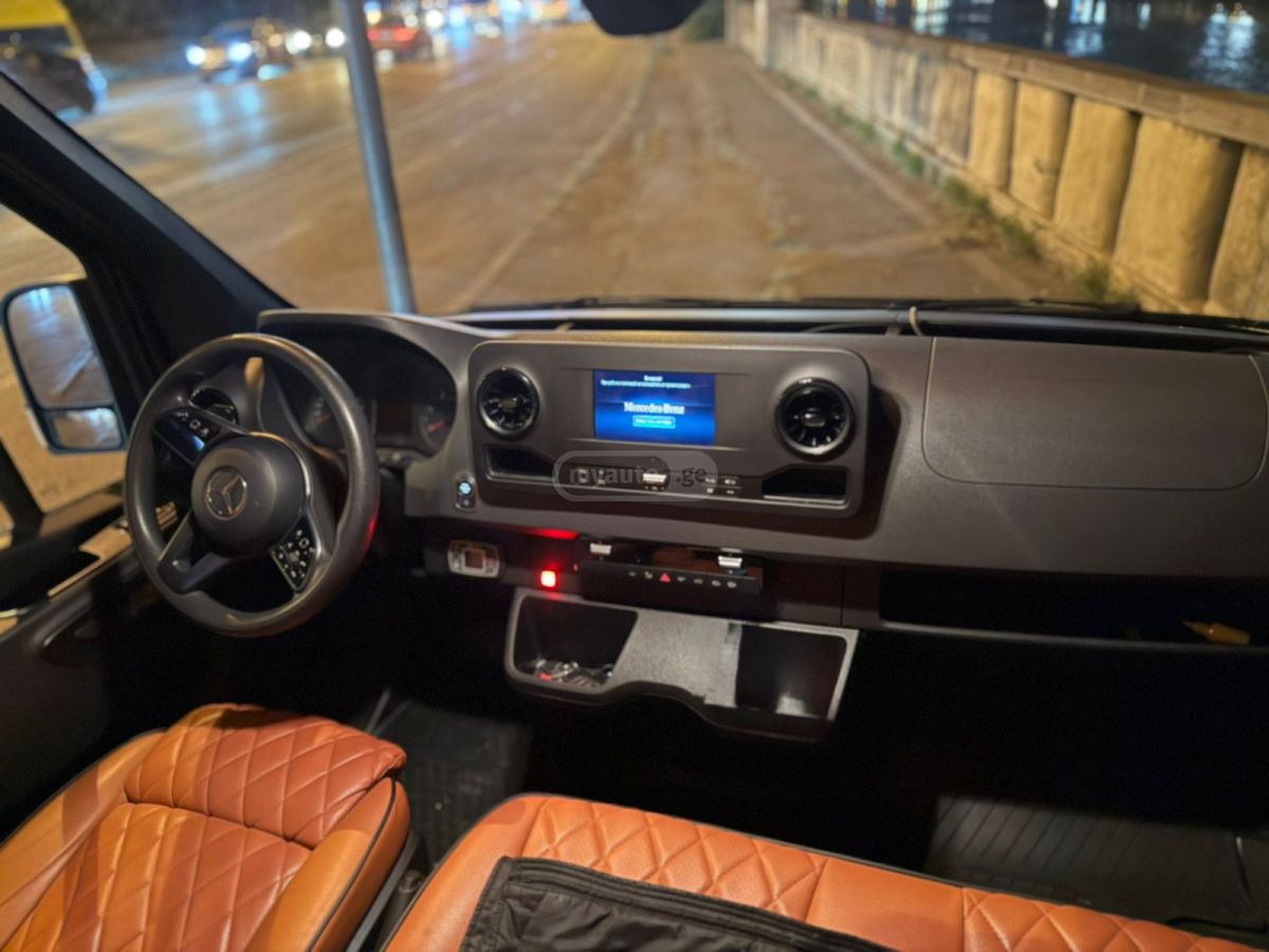 Mercedes-Benz Sprinter 2020 — photo 2