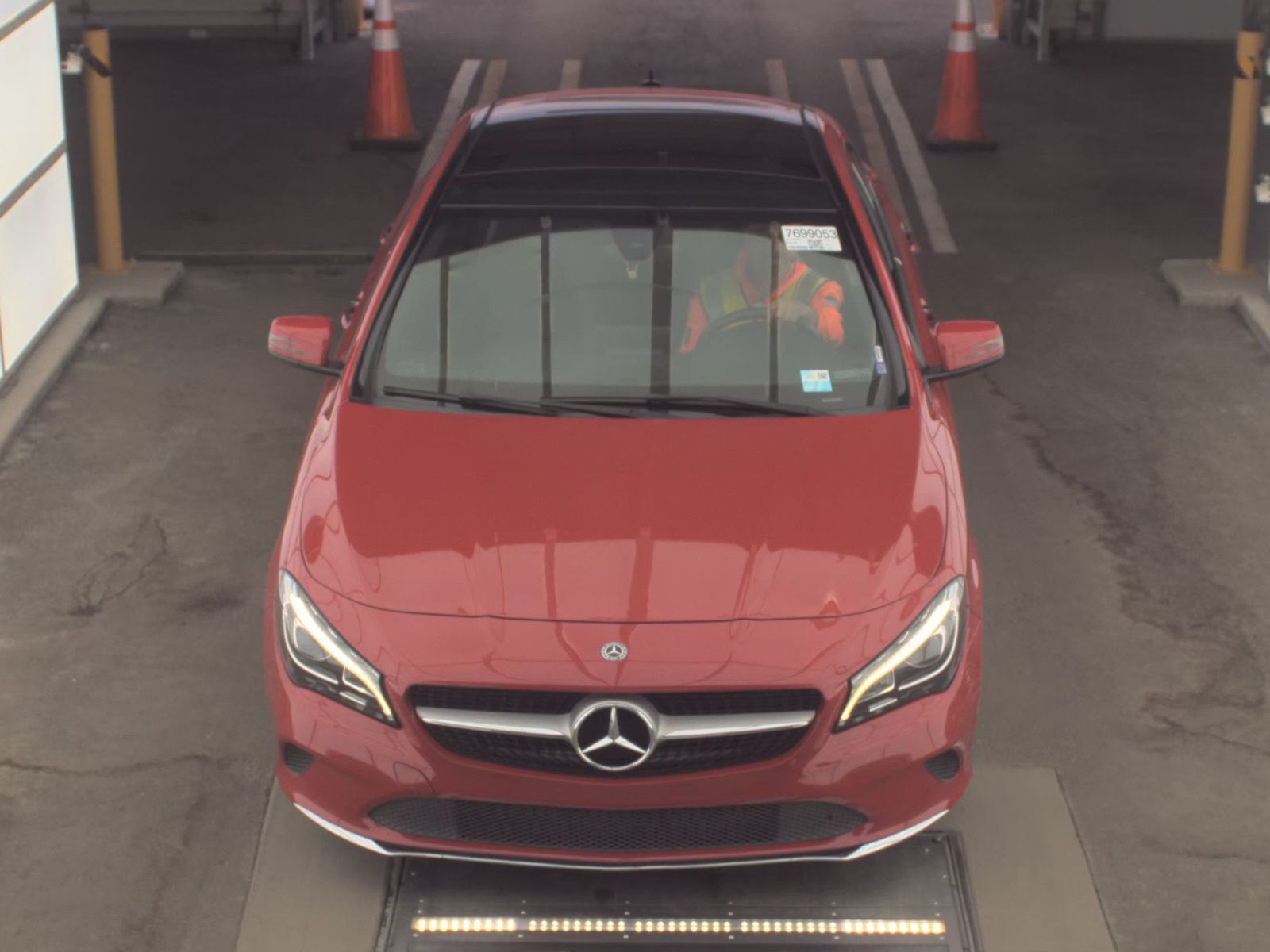 Mercedes-Benz CLA 250 2018 — photo 2