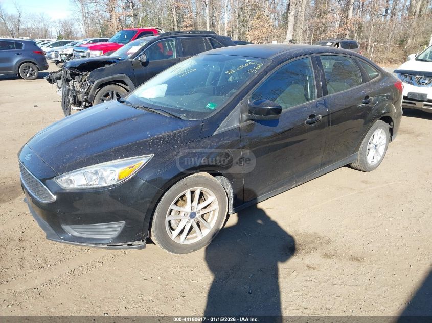 Ford Focus 2018 — photo 2