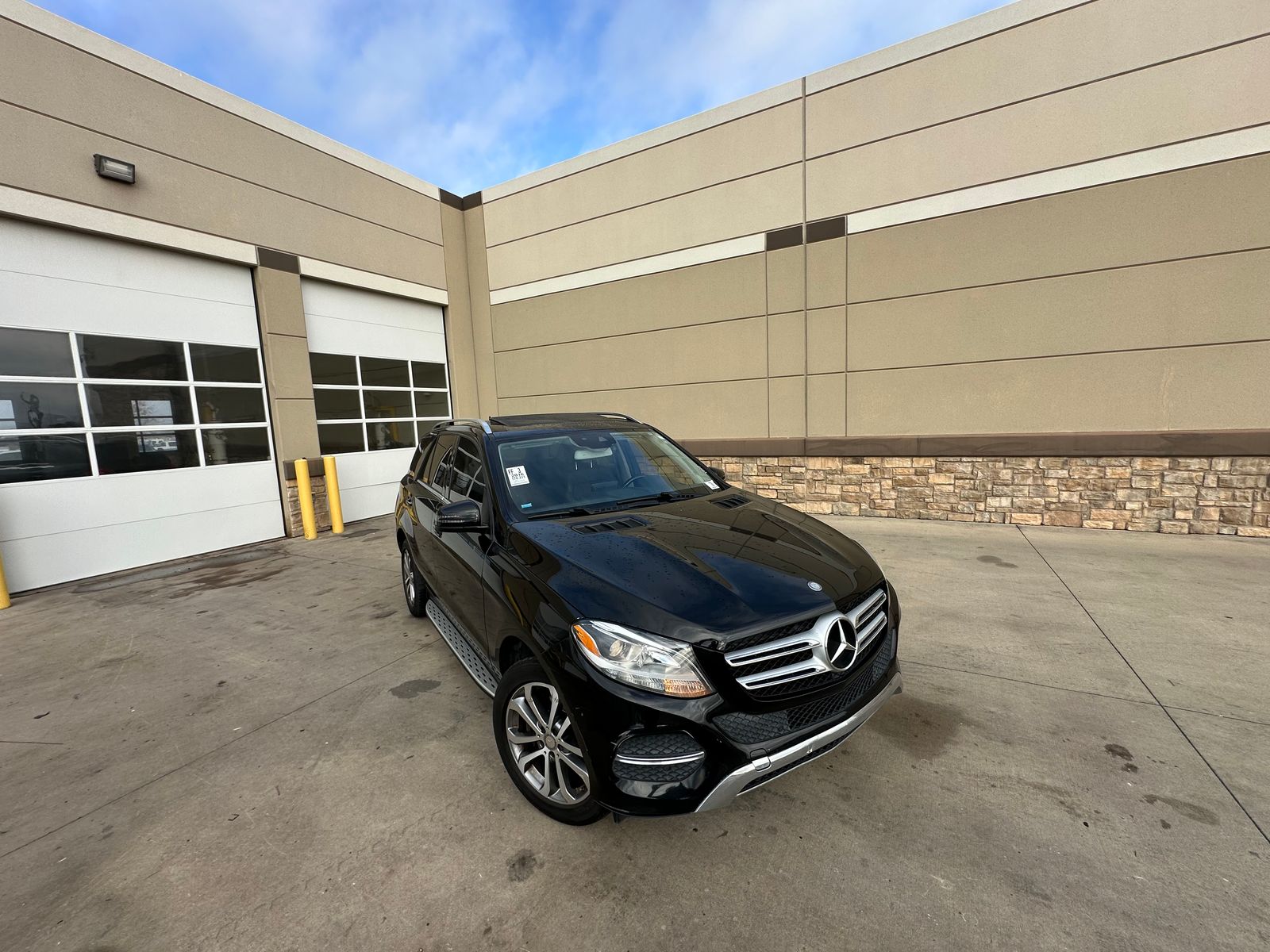 Mercedes-Benz GLE 350 2016 — photo 2