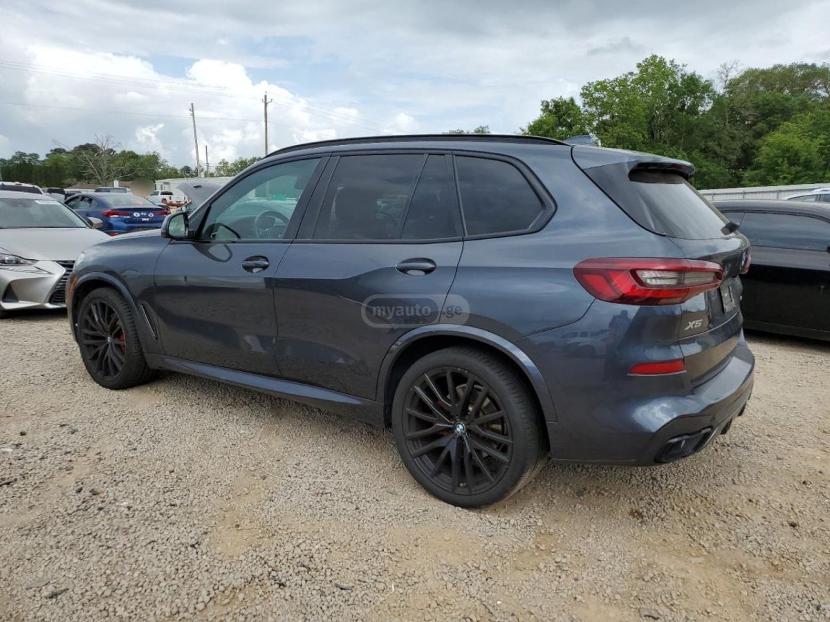 BMW X5 2022 — photo 2
