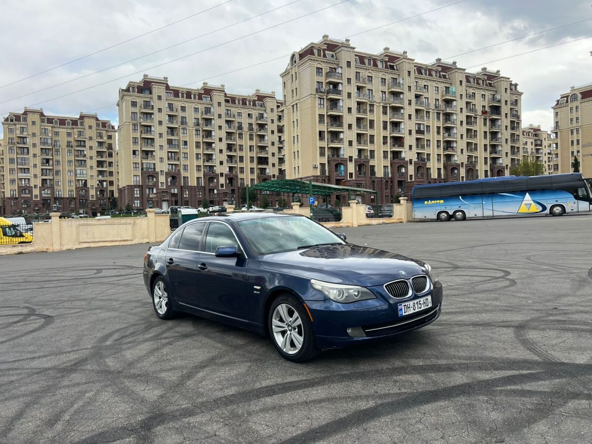 BMW 530 2009 — photo 2