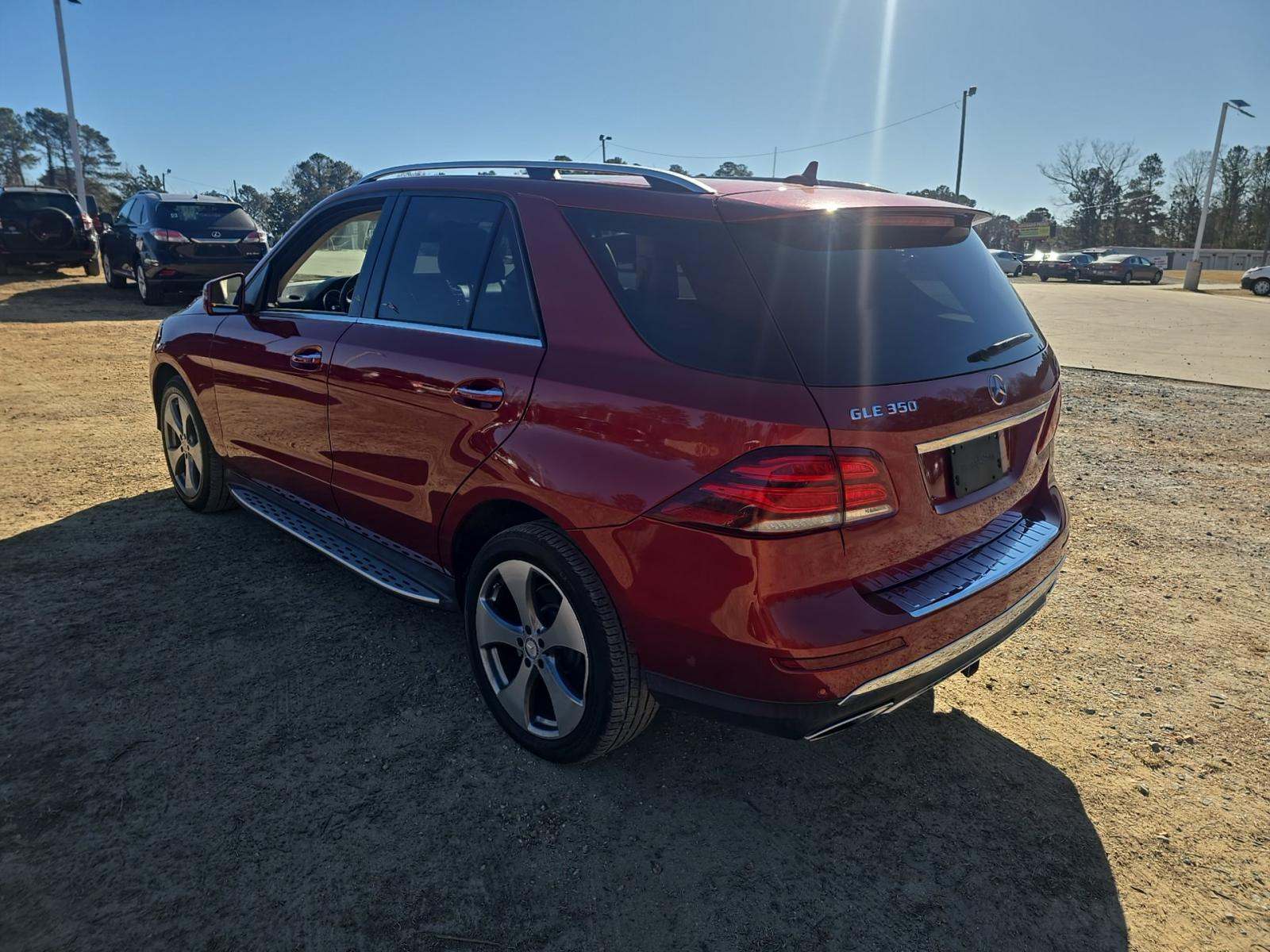 Mercedes-Benz GLE 350 2016 — photo 2
