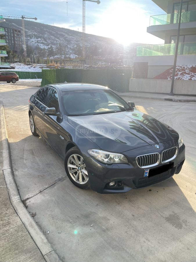 BMW 530 2015 — photo 2