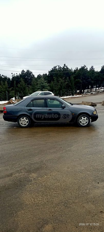 Mercedes-Benz C 180 1995 — photo 2
