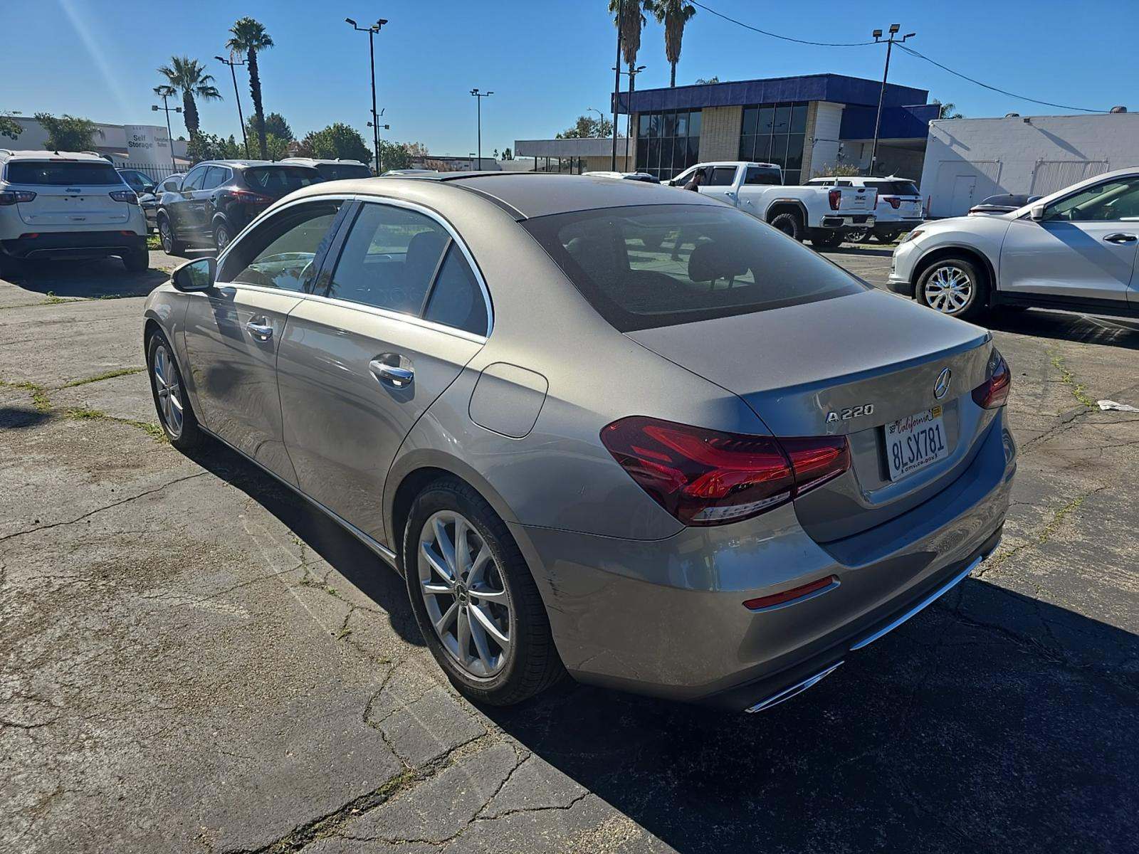 Mercedes-Benz A 220 2019 — photo 2
