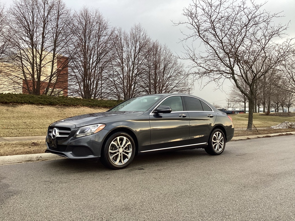 Mercedes-Benz C 300 2016 — photo 2