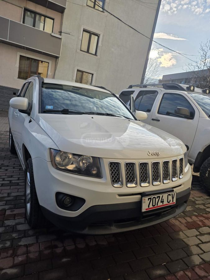 Jeep Compass 2016 — photo 2