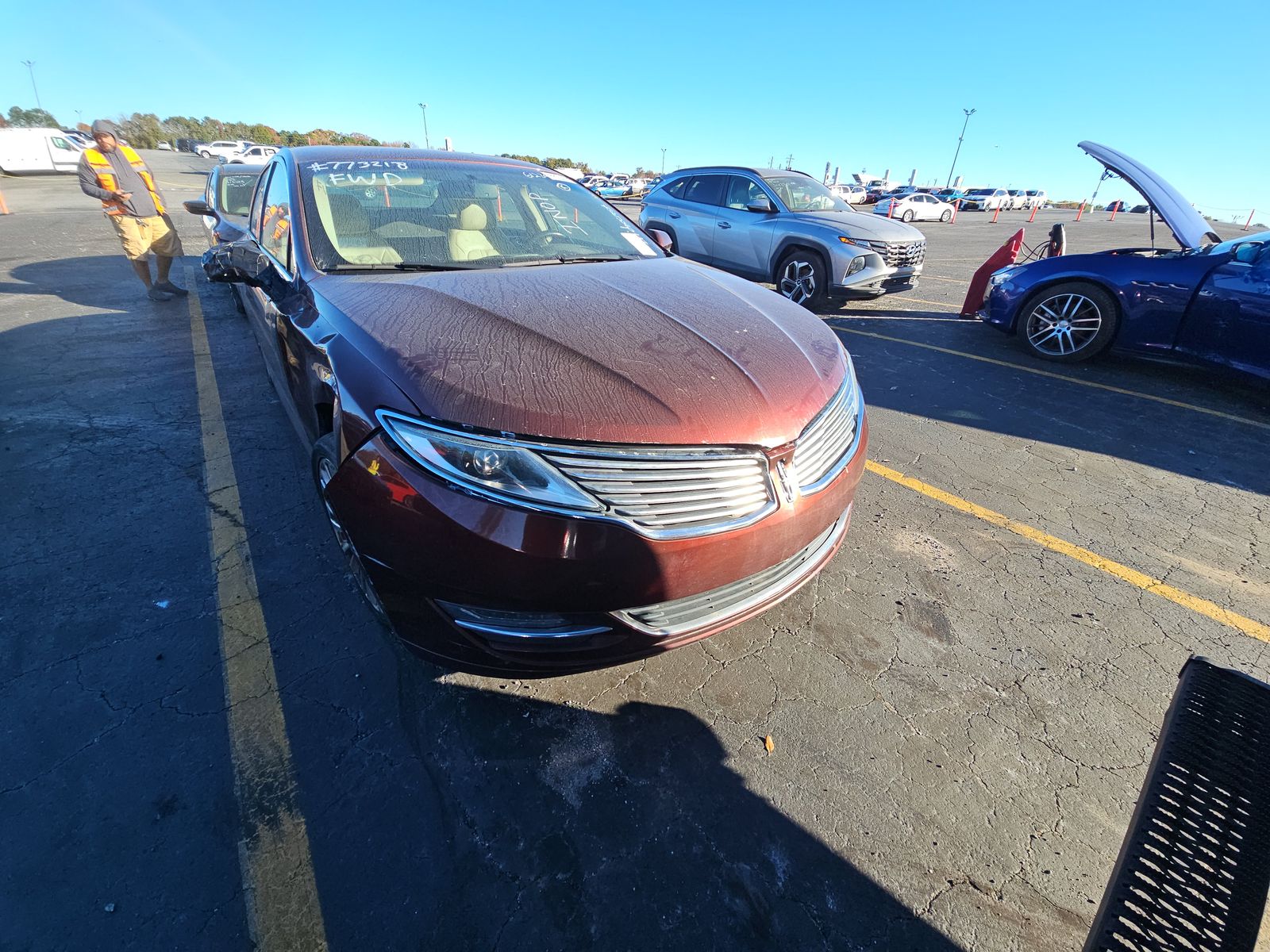 Lincoln MKZ 2015 — photo 2
