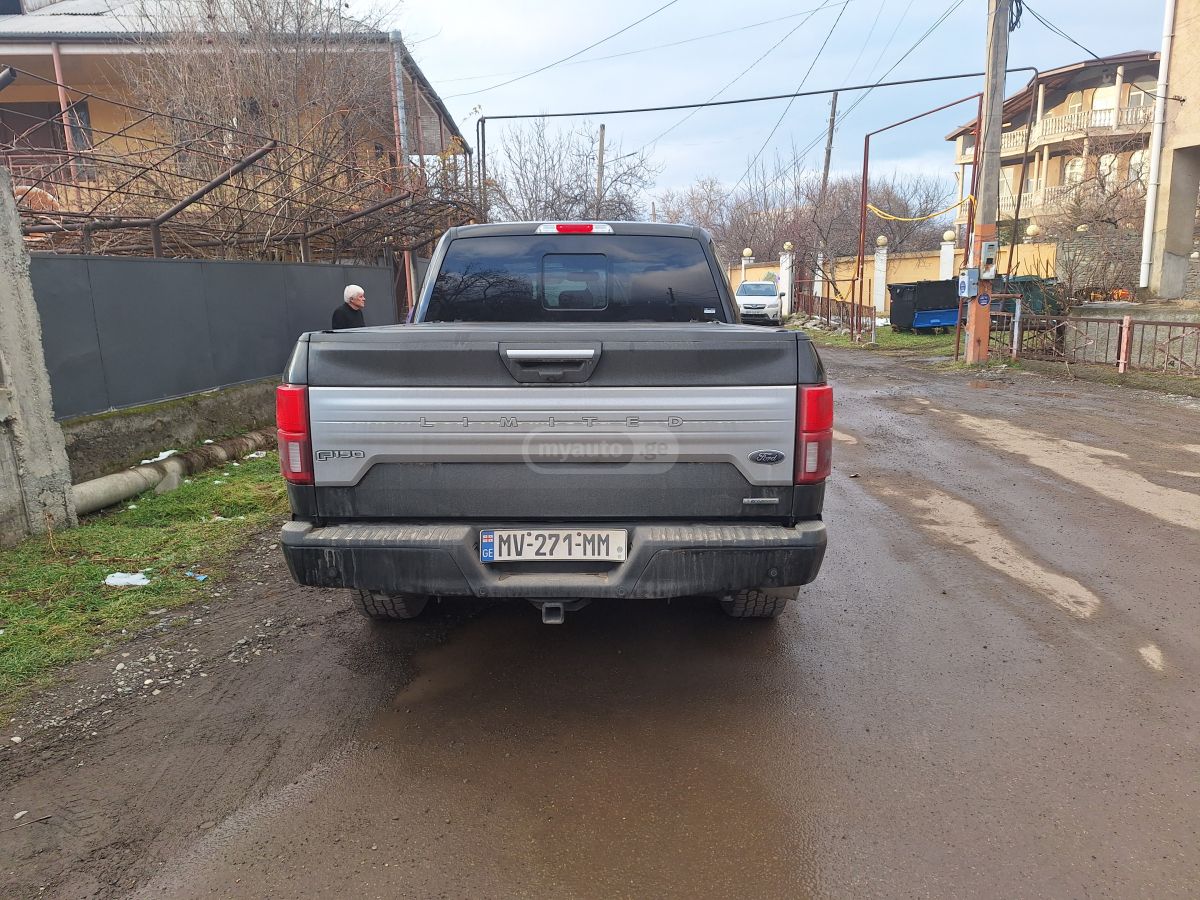 Ford F-150 2018 — photo 2