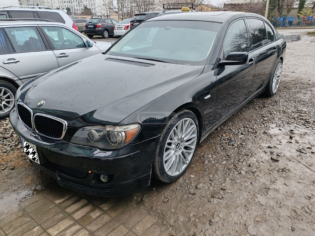BMW 750