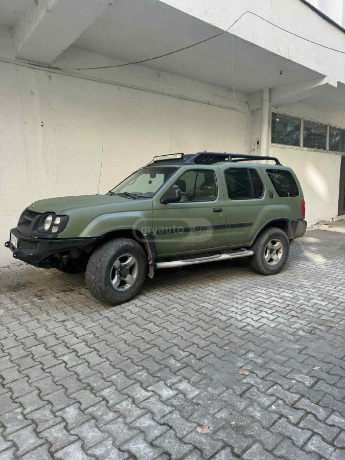 Nissan Xterra 2003 — photo 2