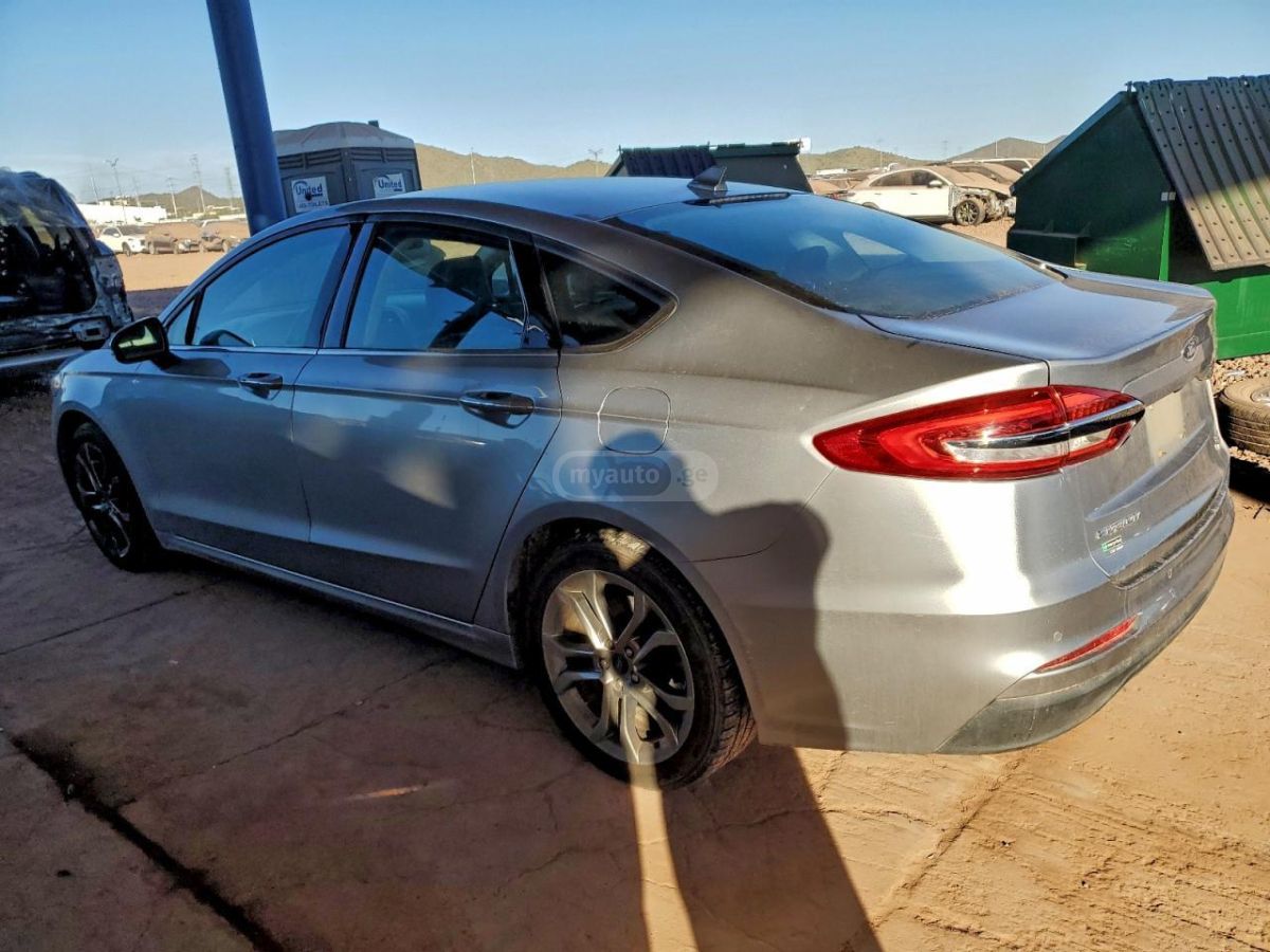 Ford Fusion 2020 — photo 2
