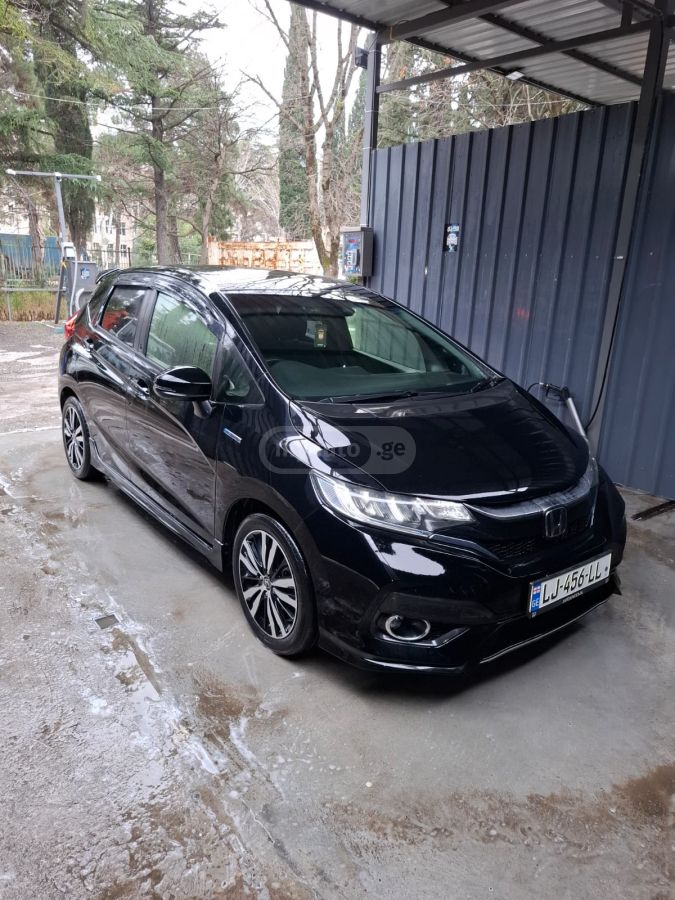 Honda Fit 2019 — photo 2