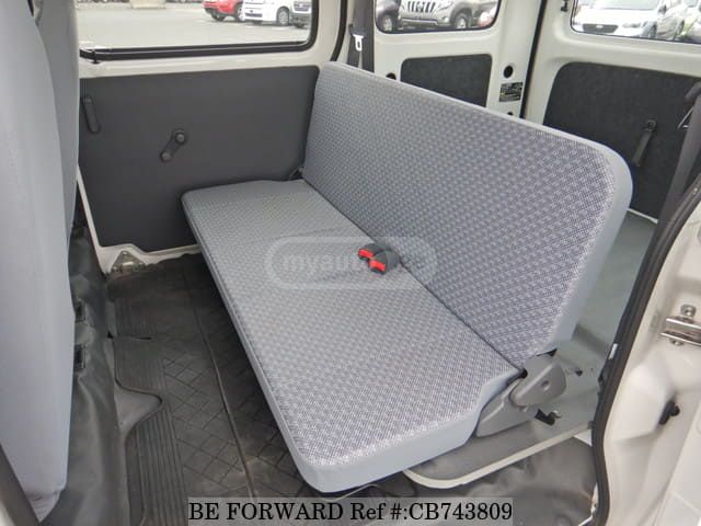 Daihatsu Hijet 2017 — photo 2