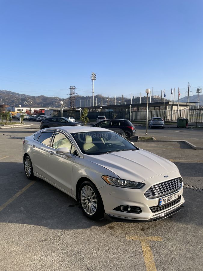 Ford Fusion 2014 — photo 2