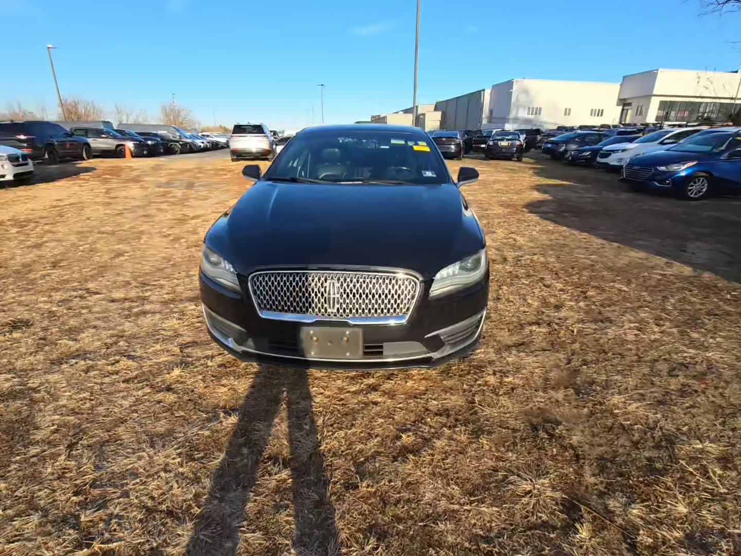 Lincoln MKZ 2017 — photo 2