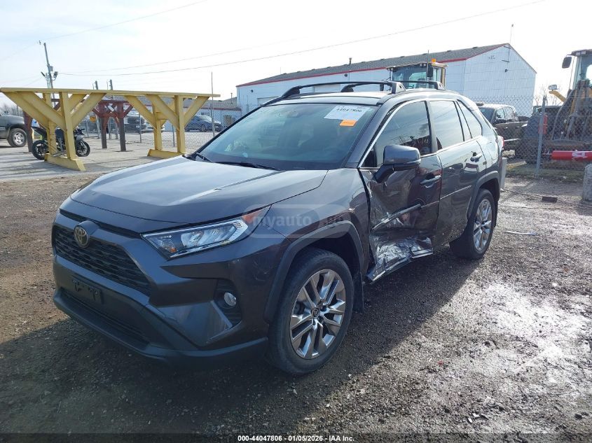 Toyota RAV4 2021 — photo 2