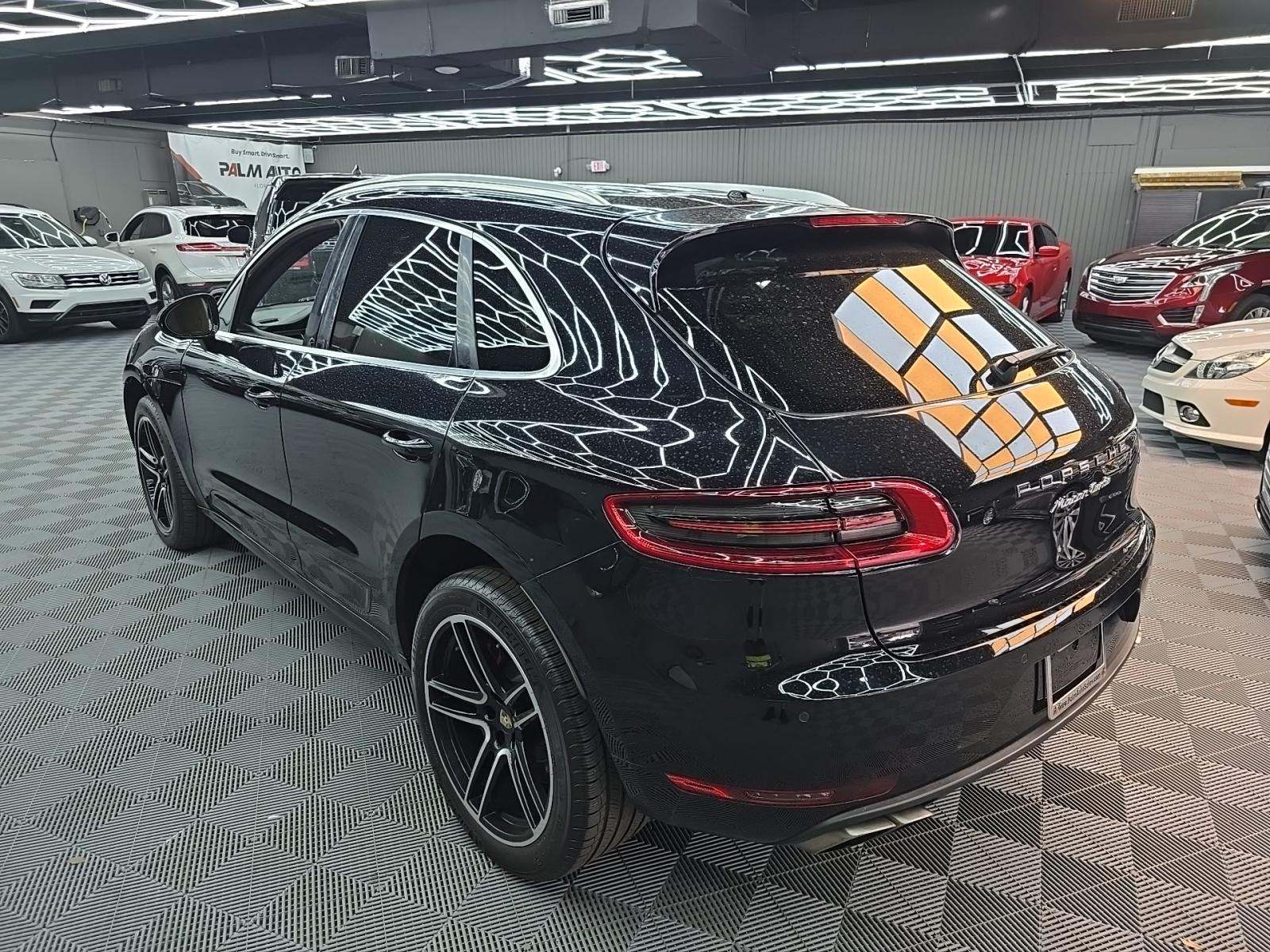 Porsche Macan 2018 — photo 2