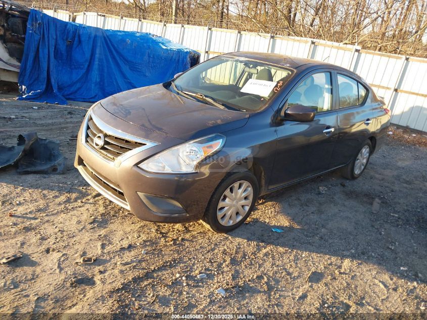 Nissan Versa 2015 — photo 2