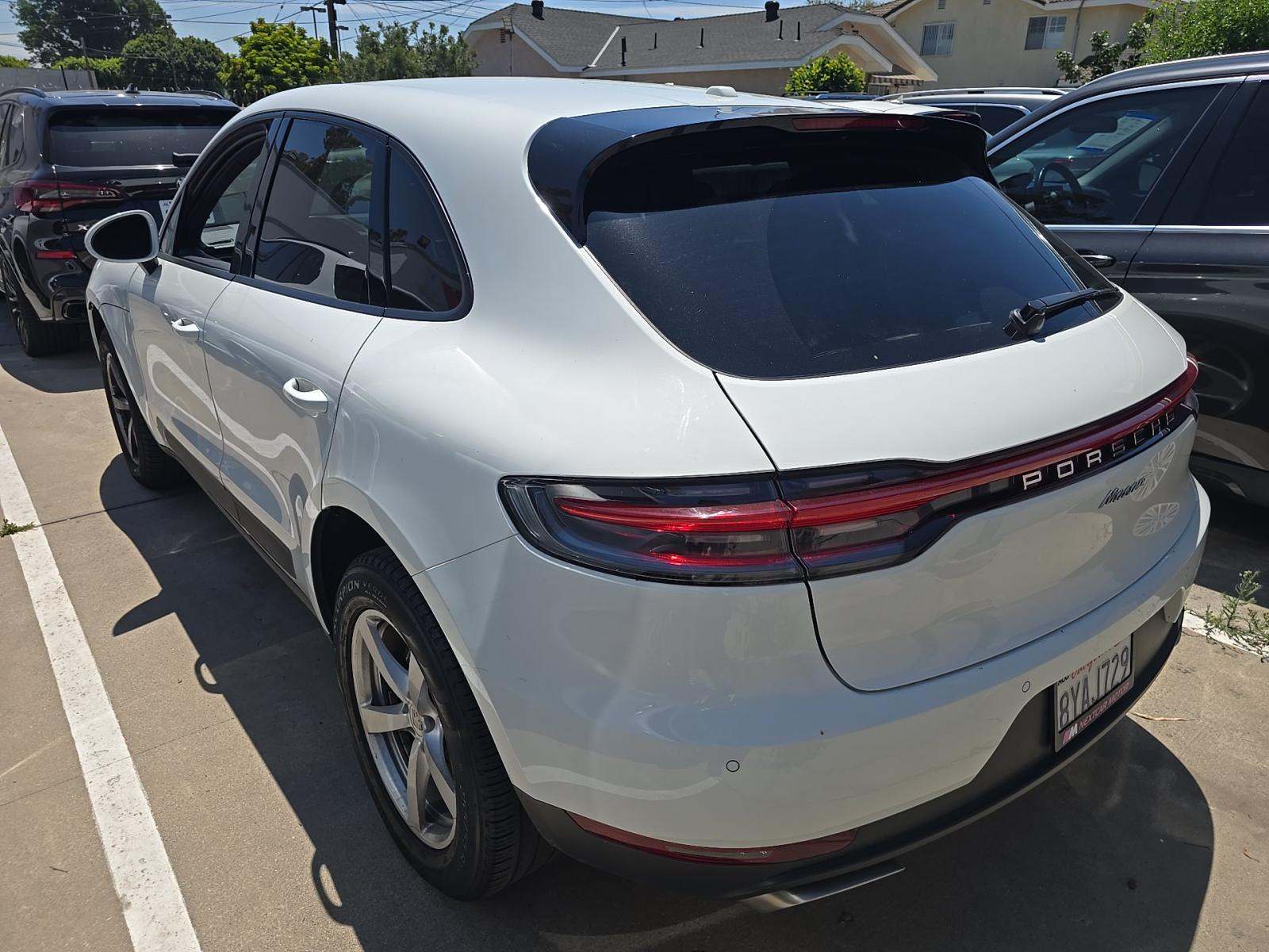 Porsche Macan 2021 — photo 2