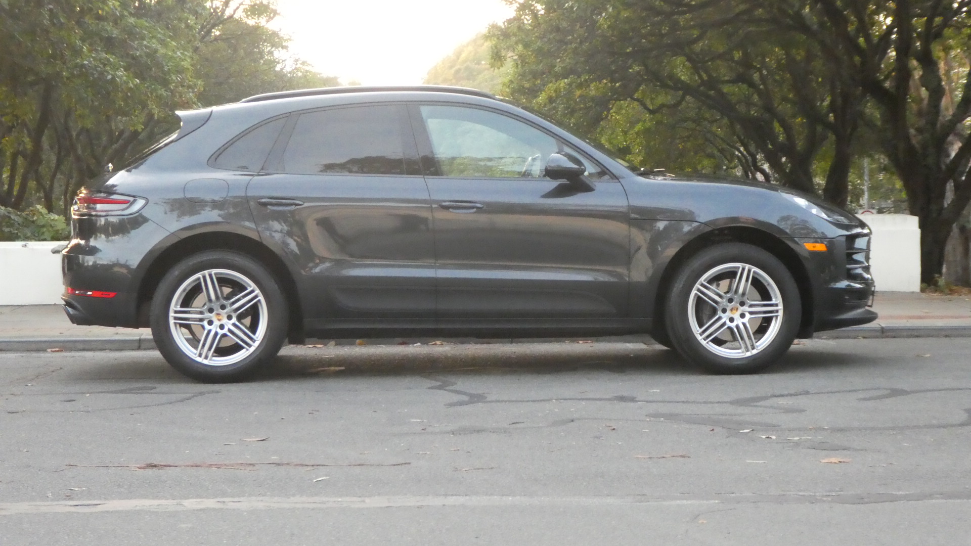 Porsche Macan 2020 — photo 2
