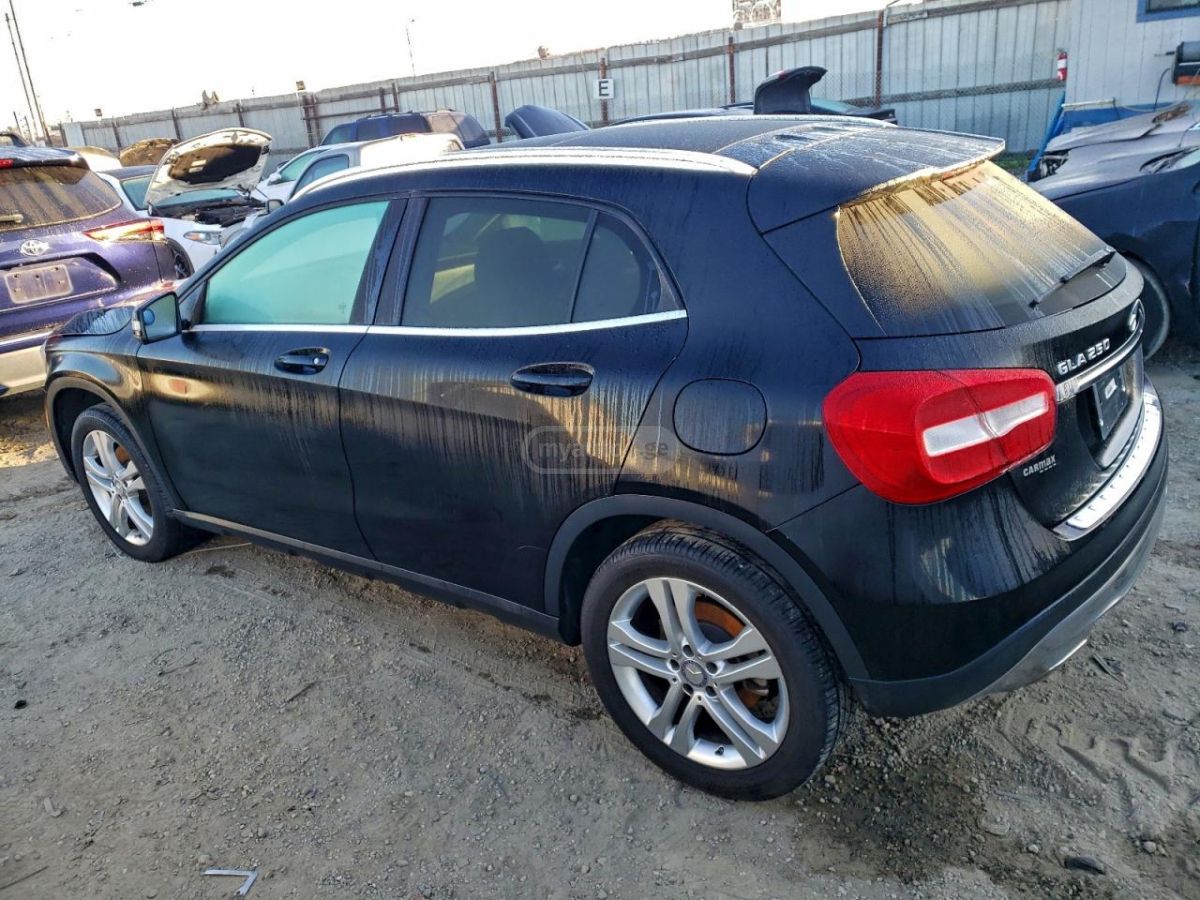 Mercedes-Benz GLA 250 2015 — photo 2