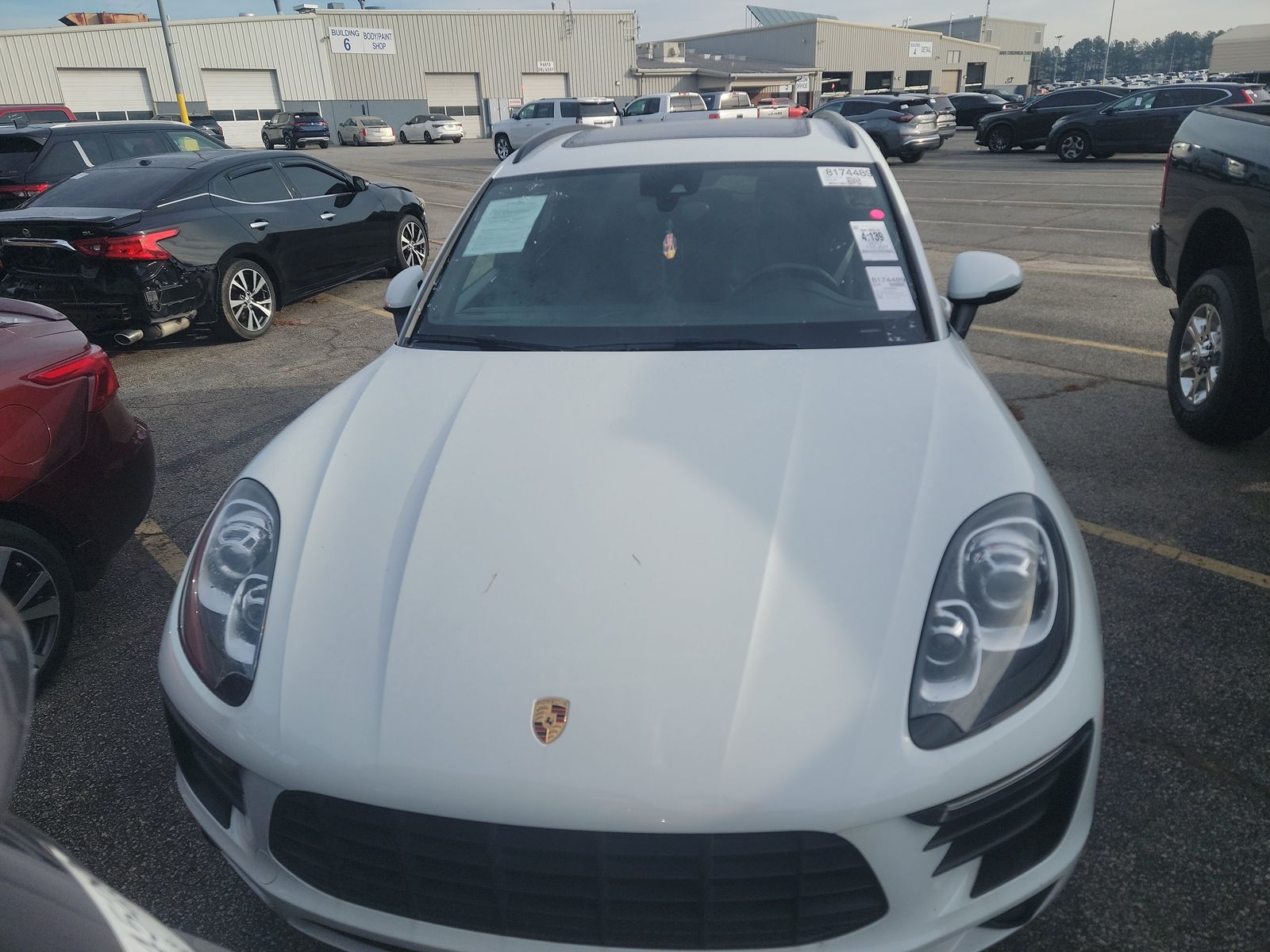 Porsche Macan 2017 — photo 2