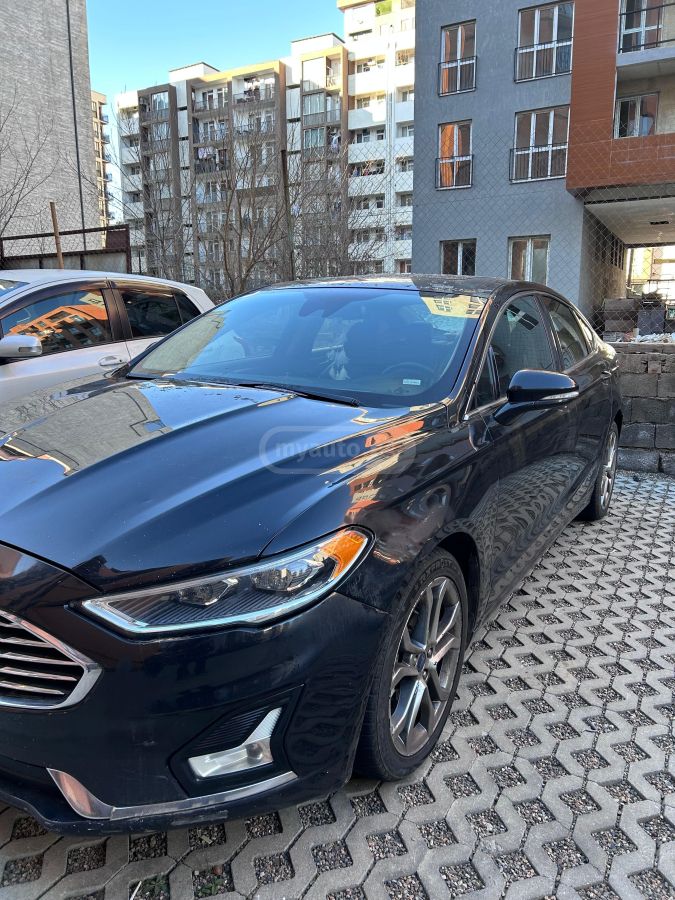 Ford Fusion 2018 — photo 2