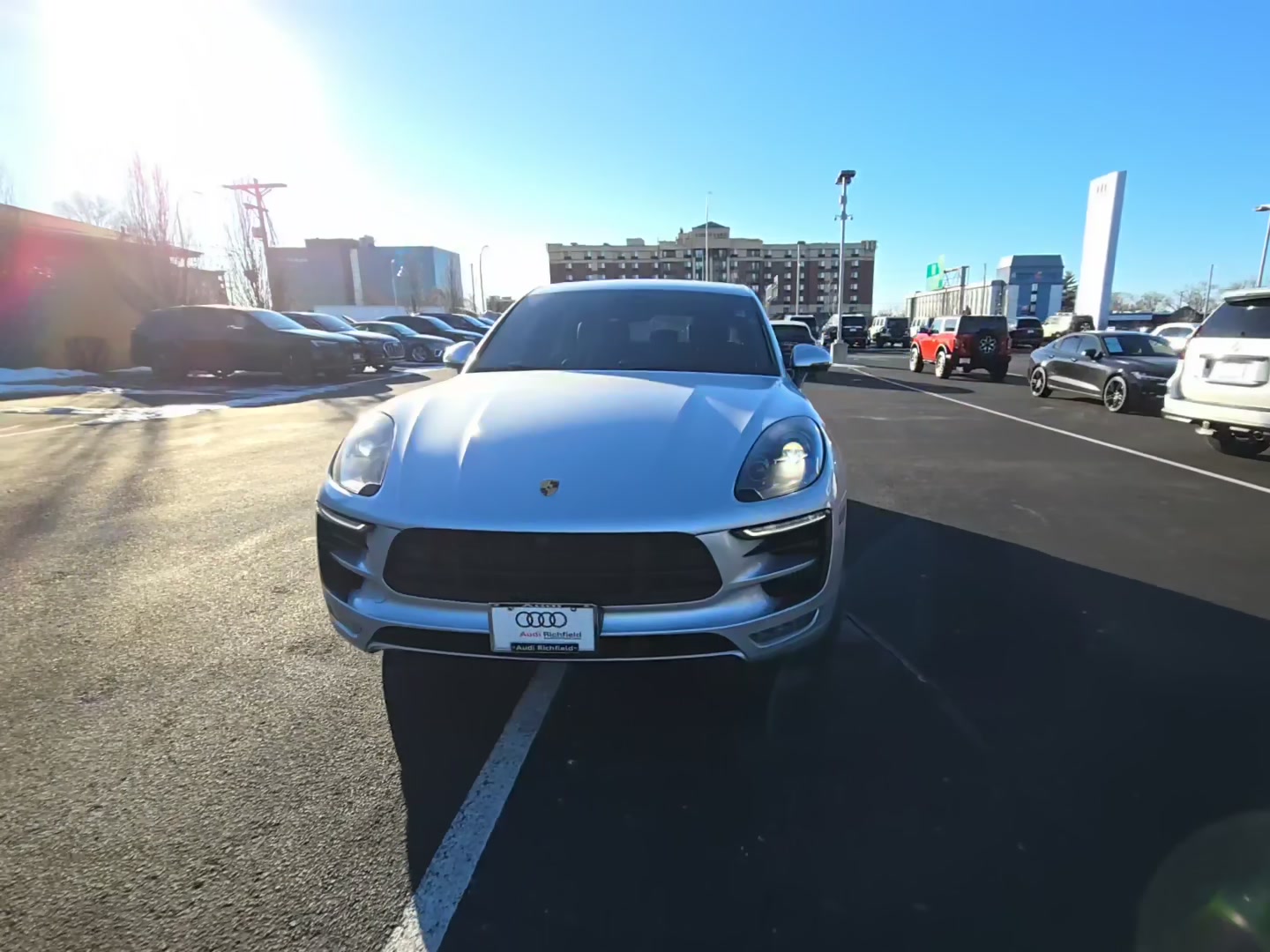 Porsche Macan 2017 — photo 2