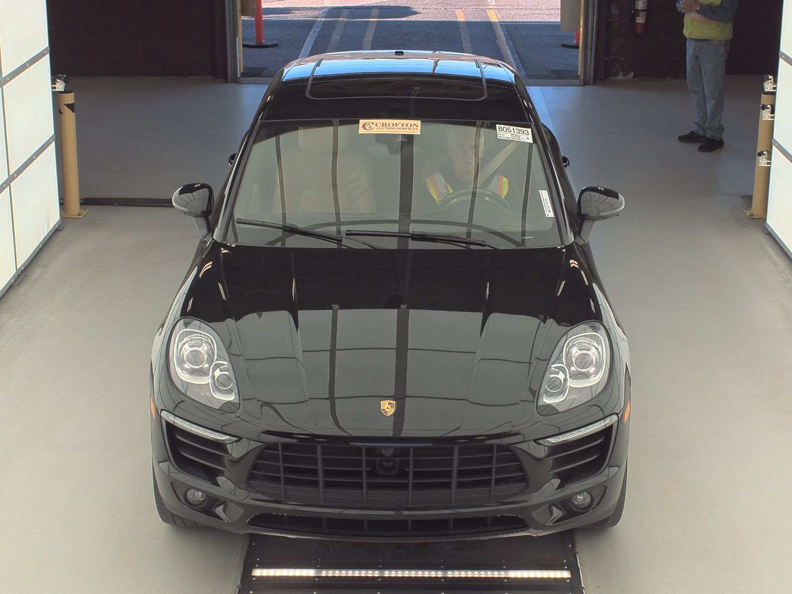 Porsche Macan 2017 — photo 2