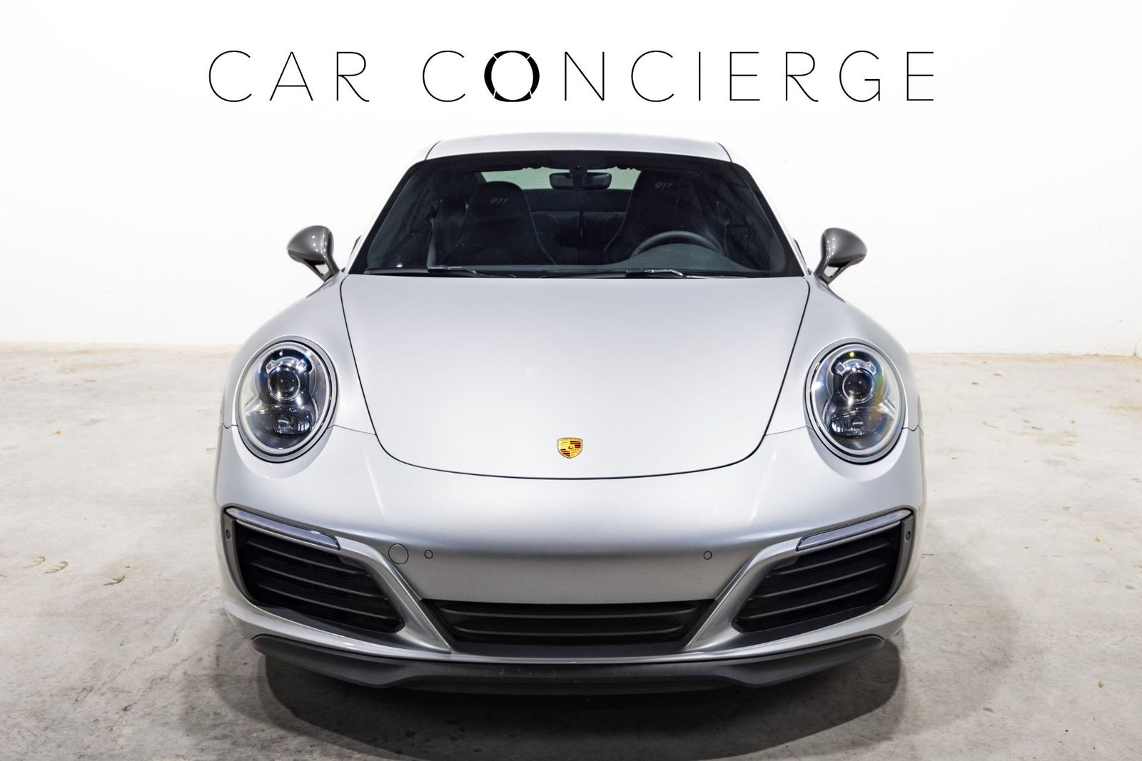 Porsche 911 2018 — photo 2