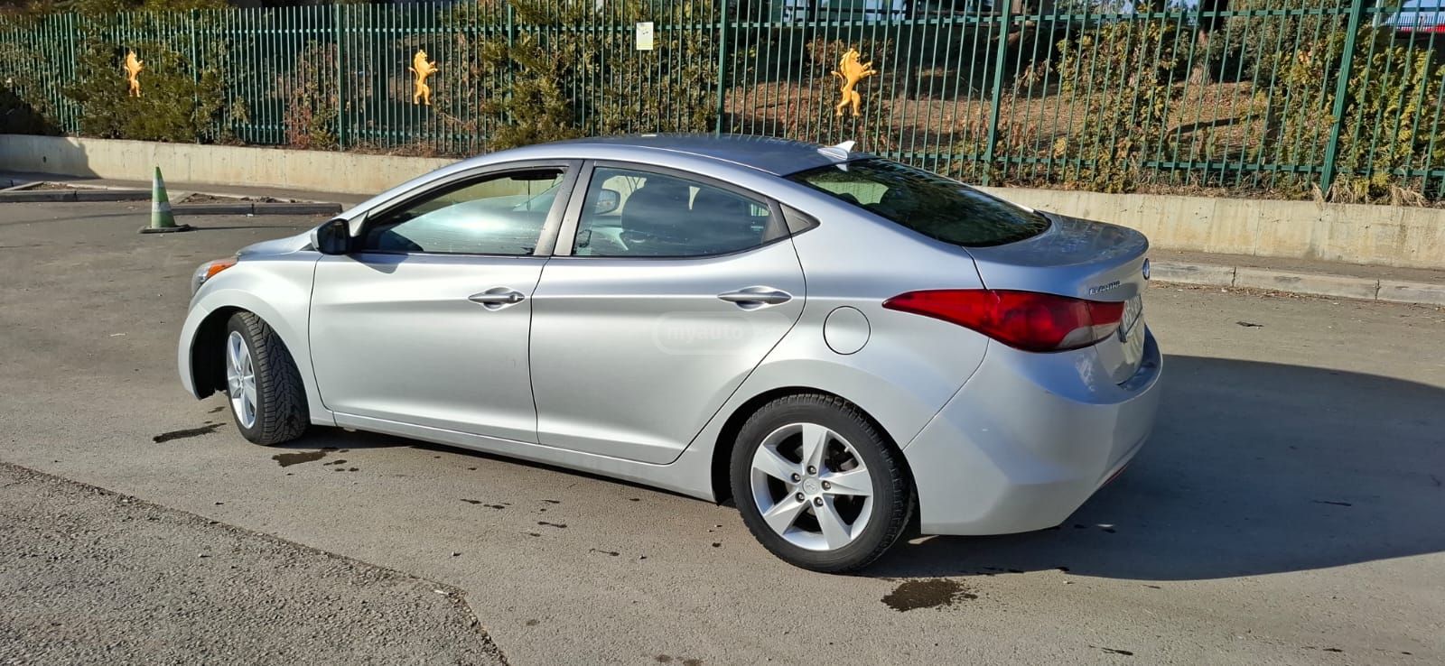 Hyundai Elantra 2013 — photo 2
