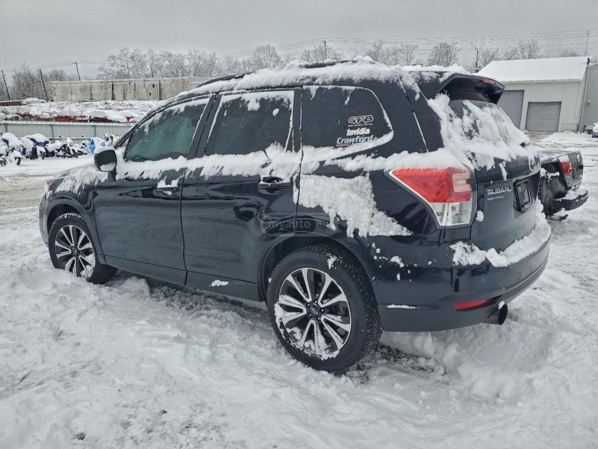 Subaru Forester 2017 — photo 2