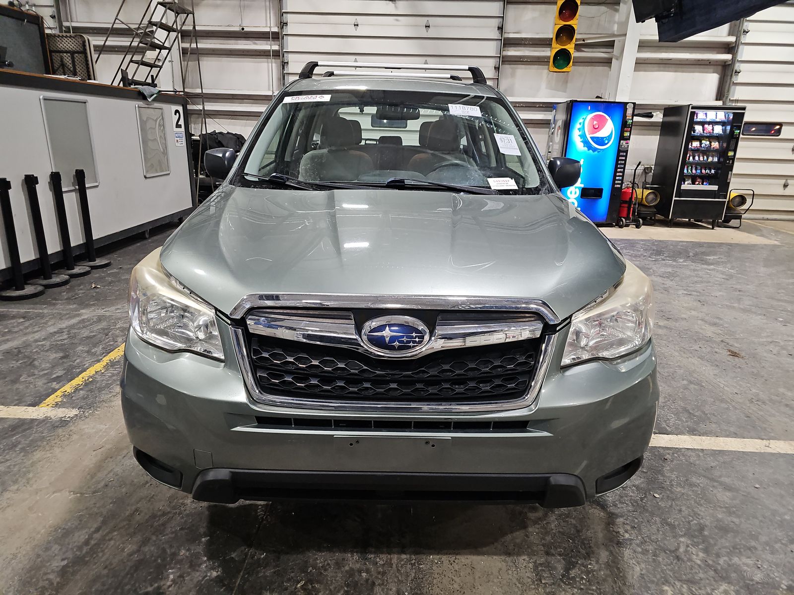 Subaru Forester 2014 — photo 2