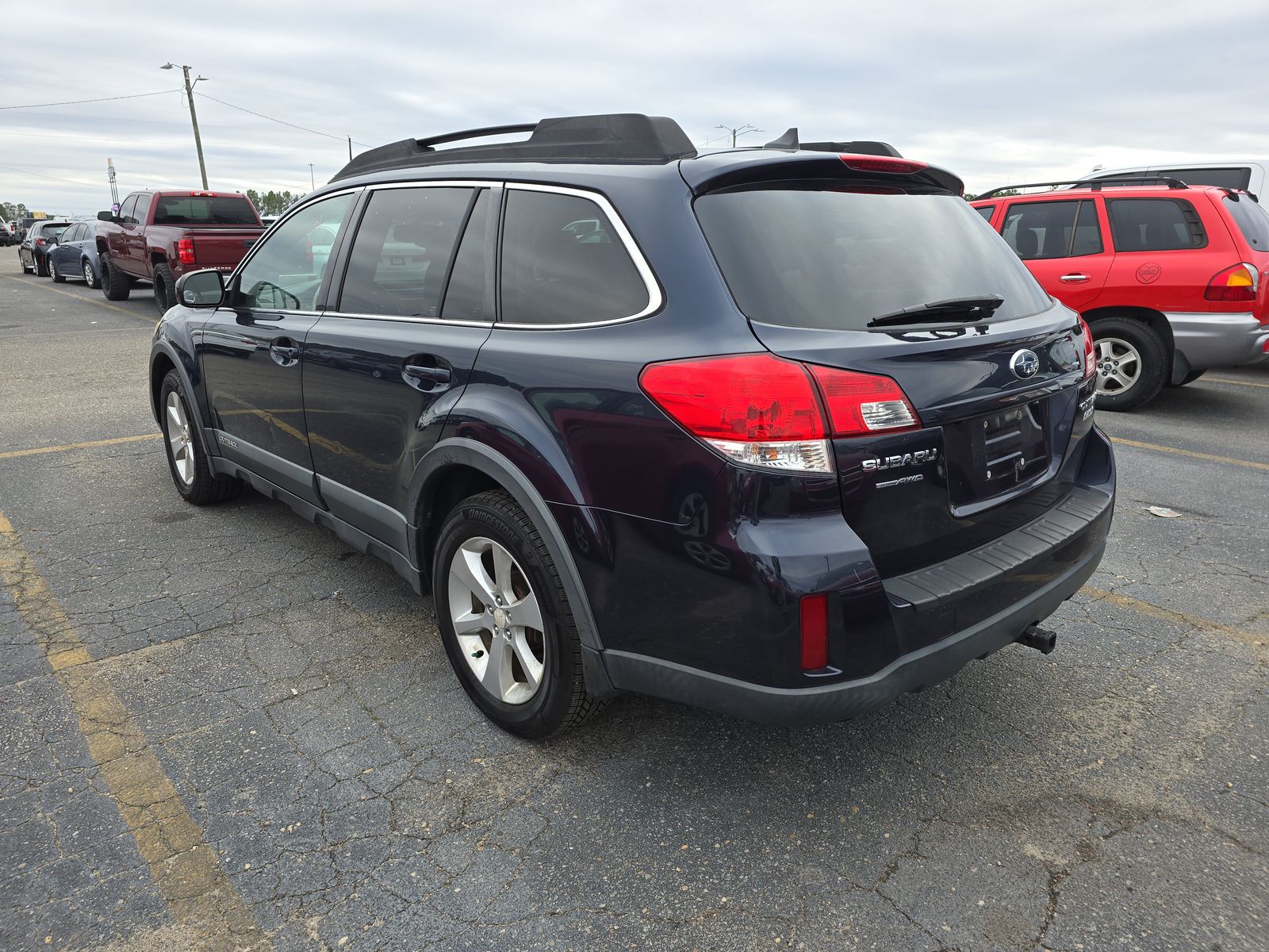Subaru Outback 2014 — photo 2