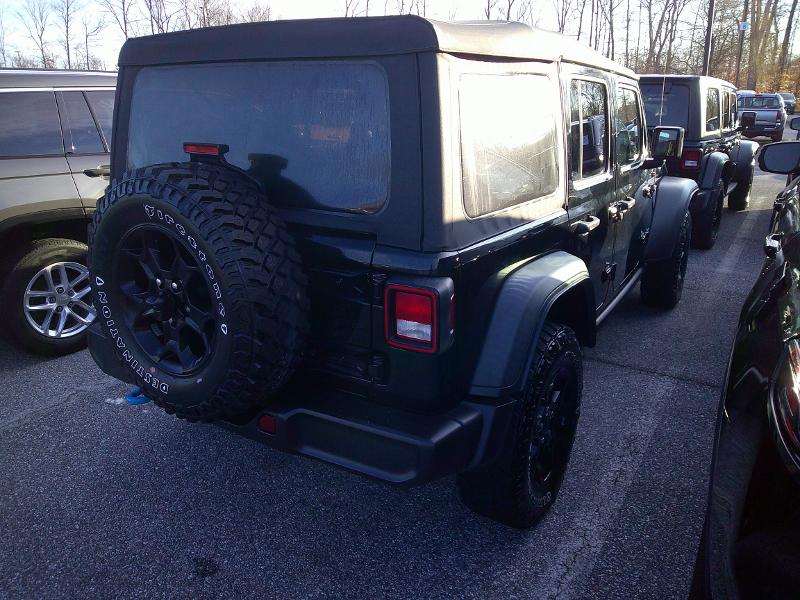 Jeep Wrangler 2023 — photo 2