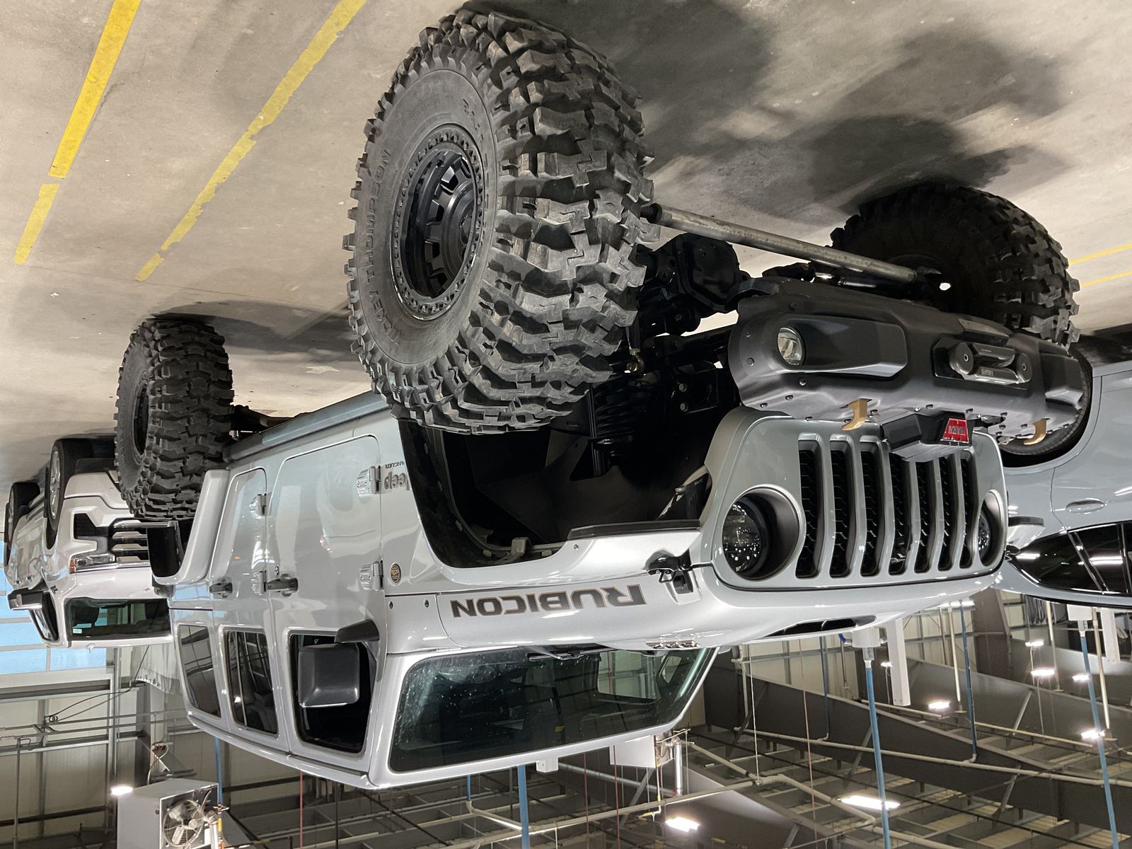 Jeep Wrangler 2023 — photo 2