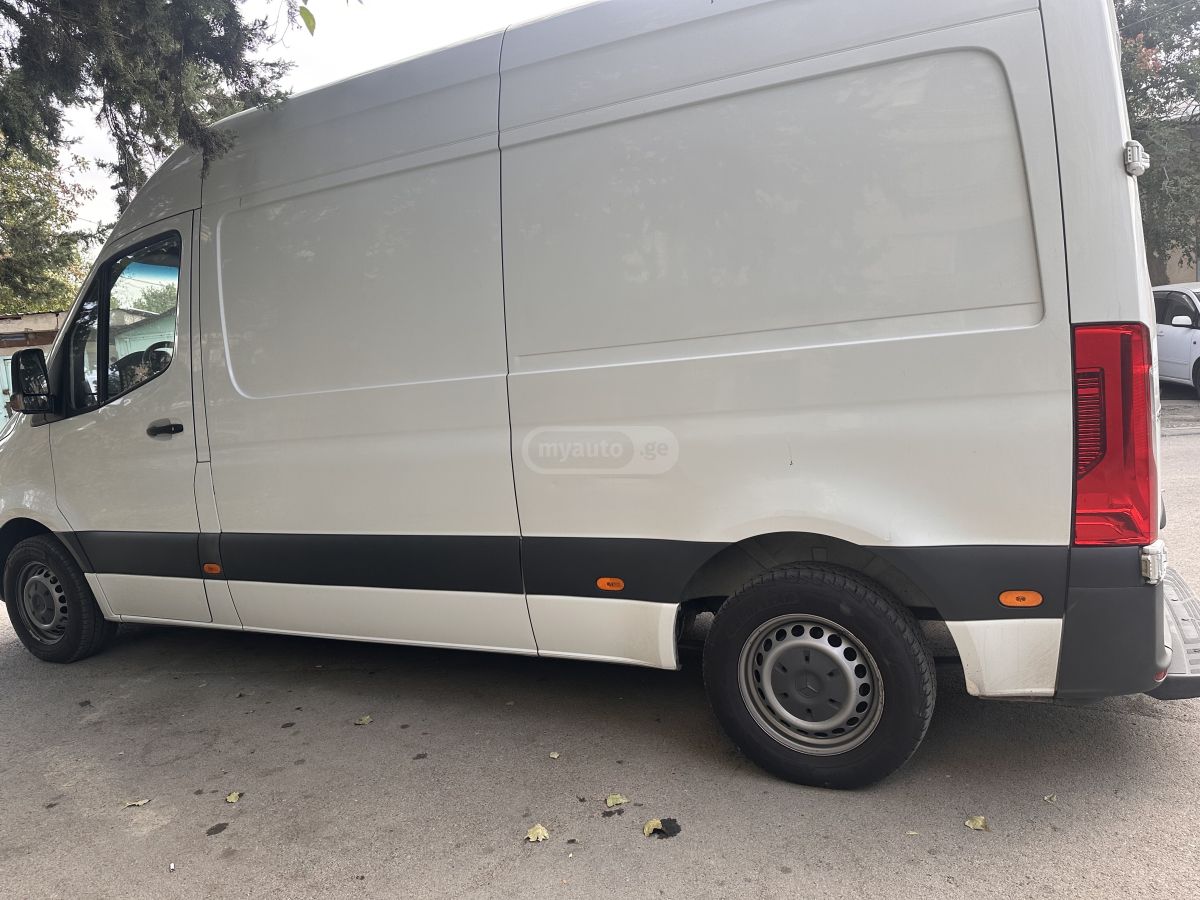 Mercedes-Benz Sprinter 2020 — photo 2