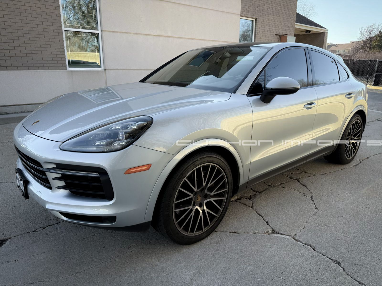 Porsche Cayenne 2020 — photo 2
