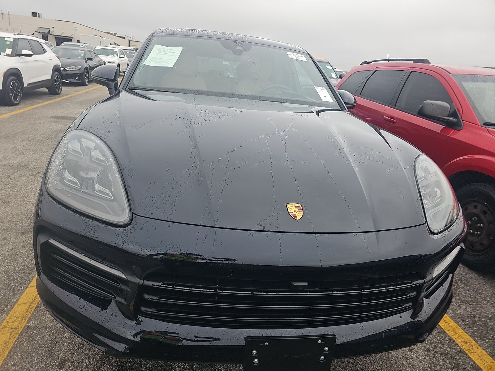Porsche Cayenne 2021 — photo 2