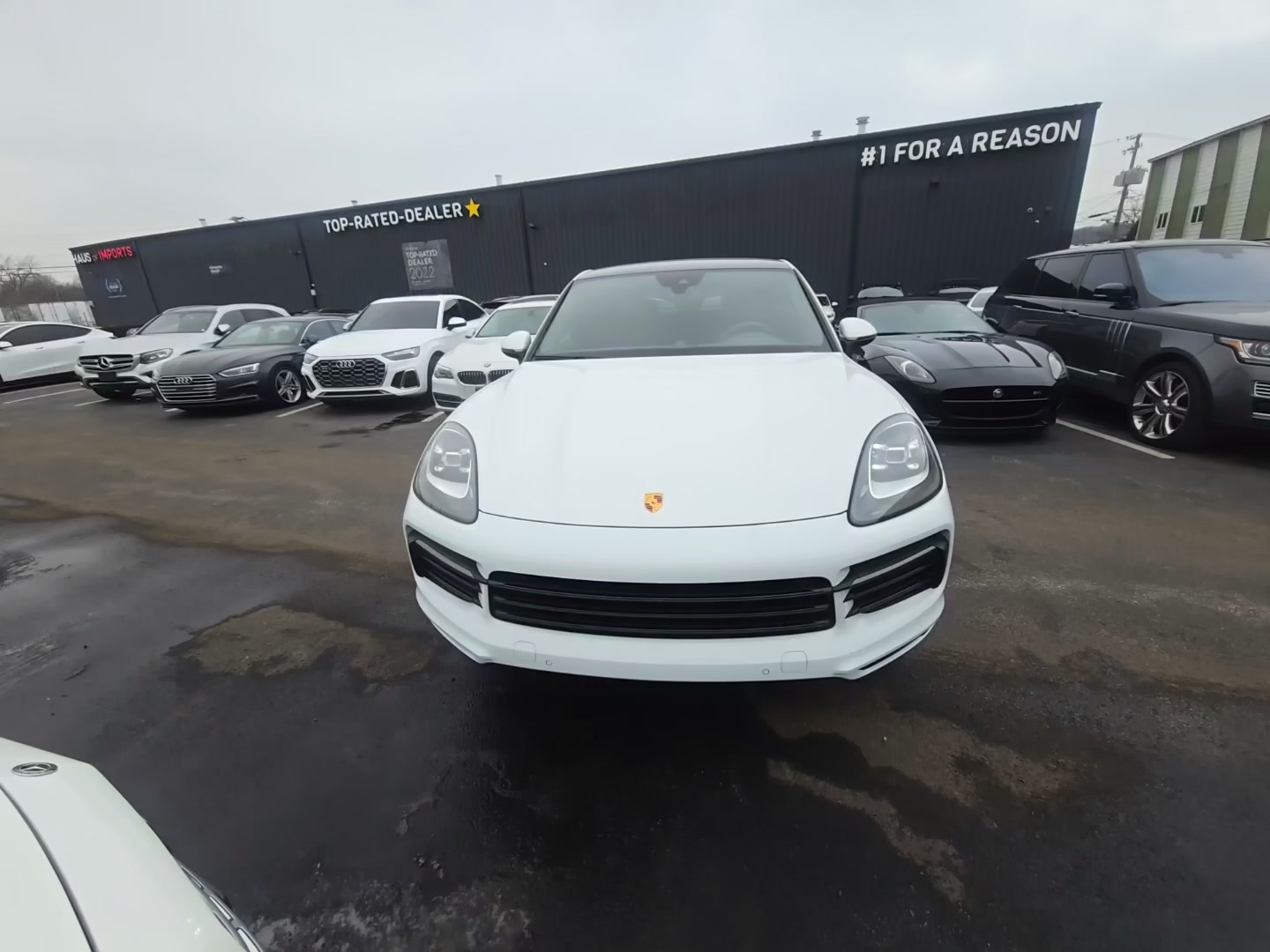 Porsche Cayenne 2022 — photo 2