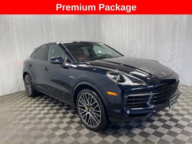Porsche Cayenne 2022 — photo 2