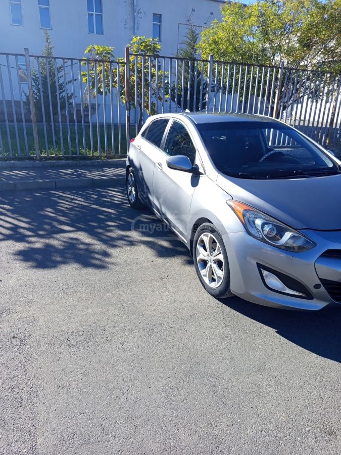 Hyundai Elantra GT