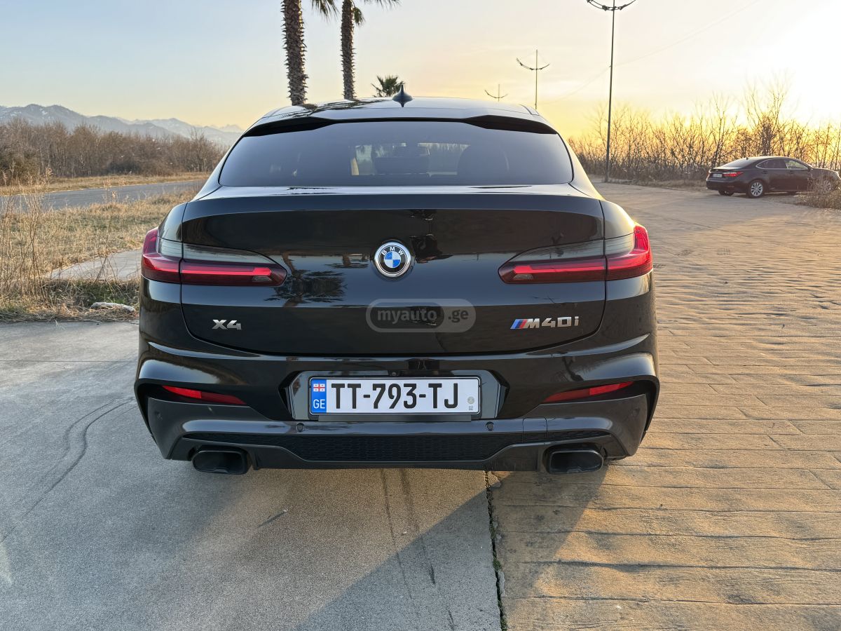 BMW X4 2019 — photo 2