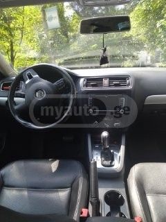 Volkswagen Jetta 2013 — photo 2